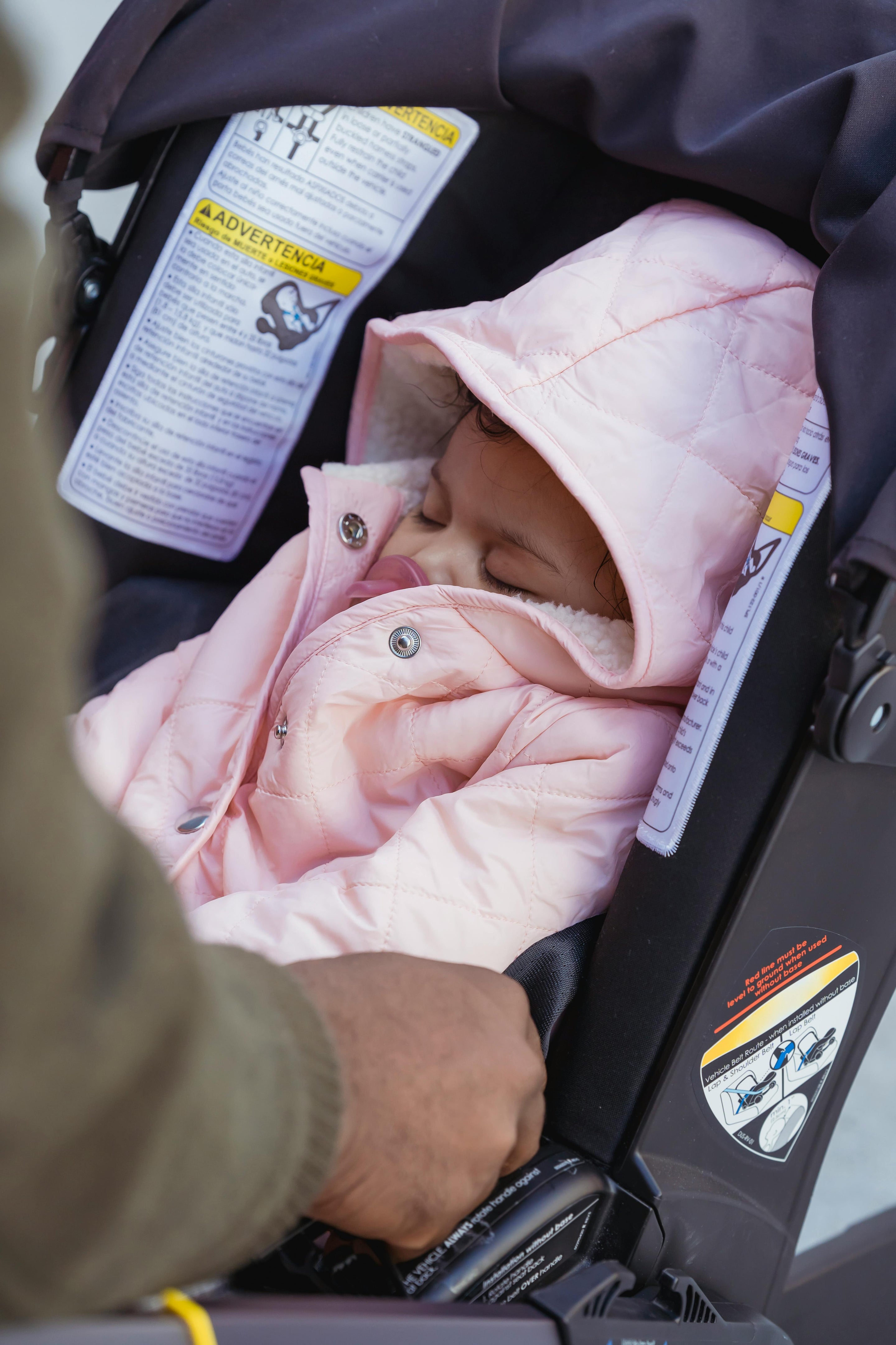 Comment bien choisir son siège auto pour bébé en 2026 : le guide complet
